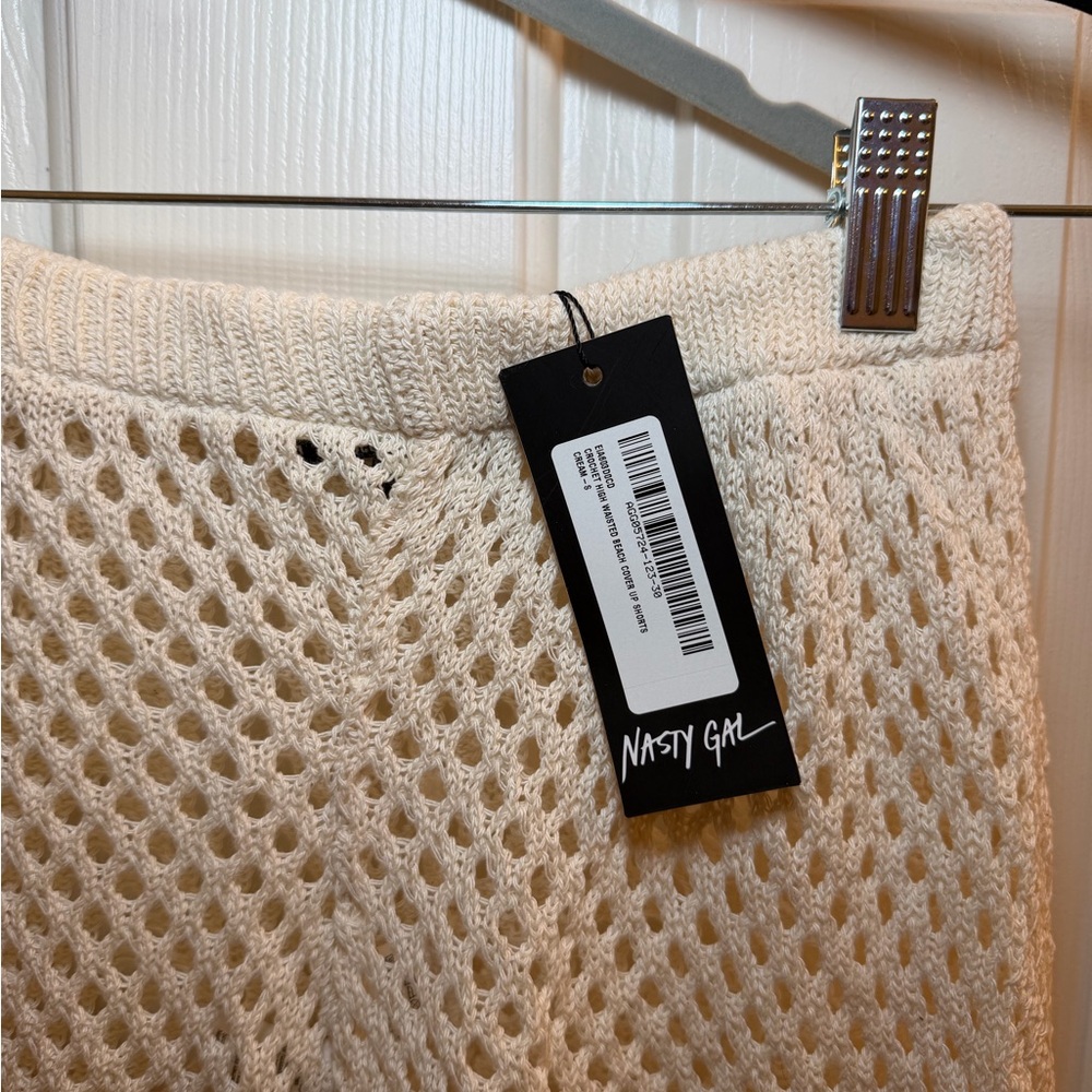 Nasty Gal Ivory Crochet Women Shorts - Picture 2 of 4